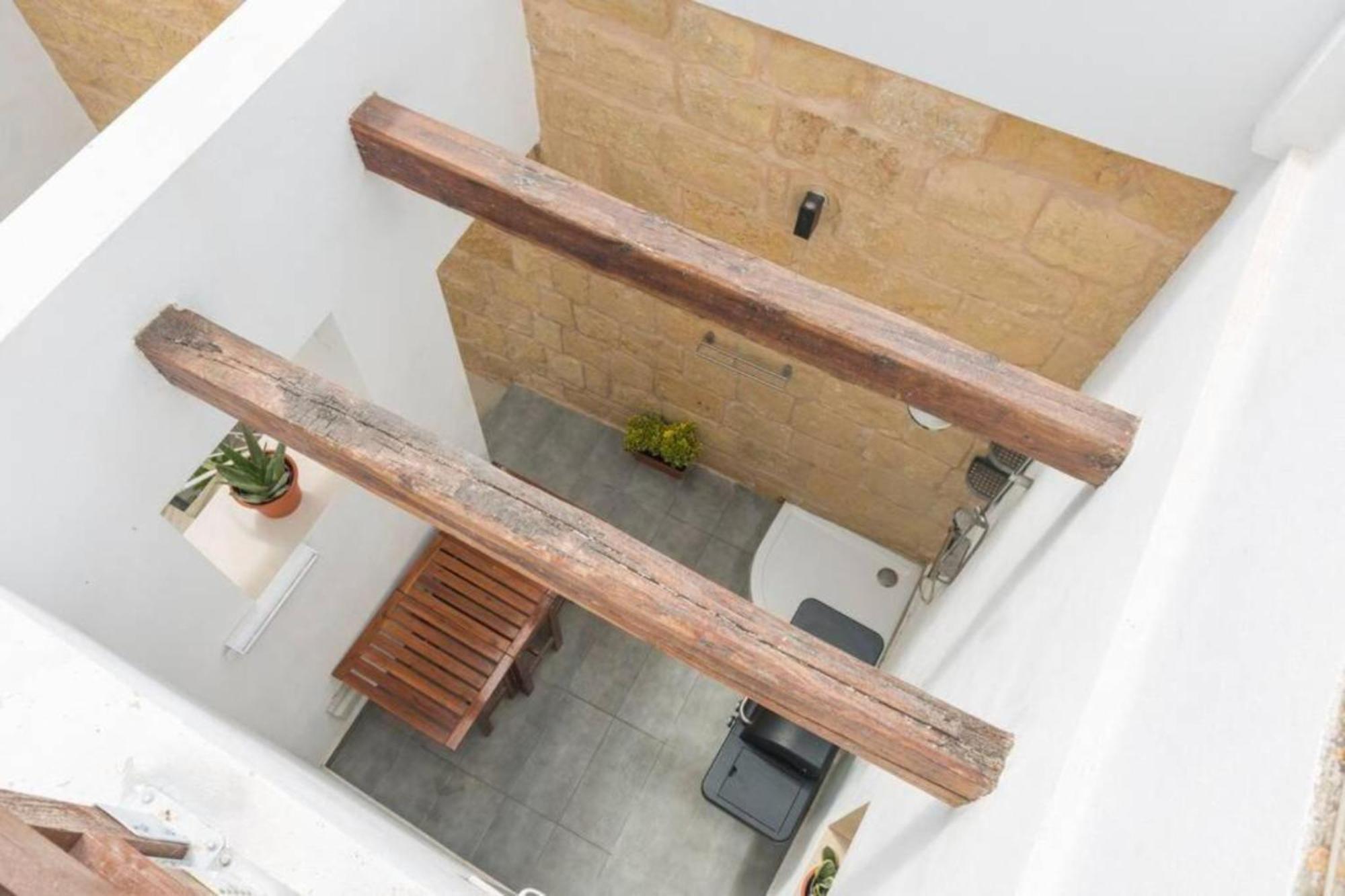 Authentic Gf Apartment With Terrace At The 3 Cities Marina Cospicua Exterior photo