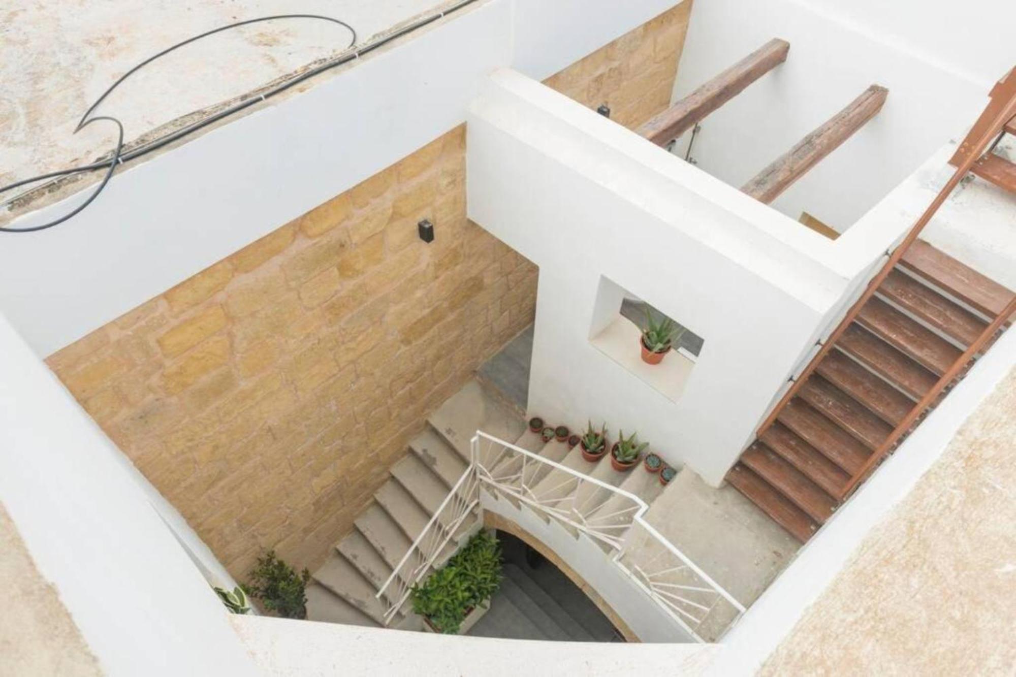 Authentic Gf Apartment With Terrace At The 3 Cities Marina Cospicua Exterior photo